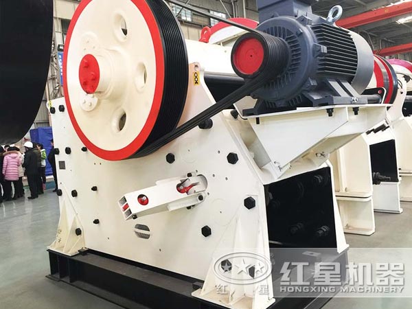 新一代CJ歐版顎式破碎機(jī)憑借高產(chǎn)、低耗迅速走紅市場