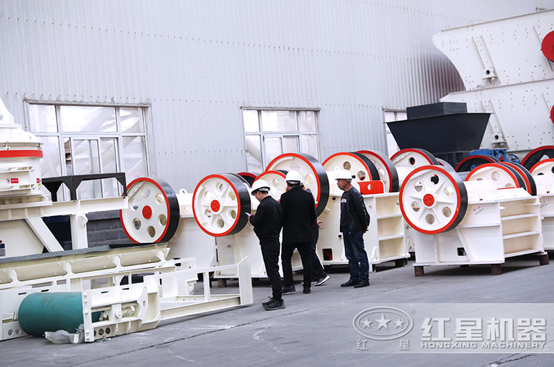 石子粉碎機(jī)有哪些？哪種適合中小型石料廠？